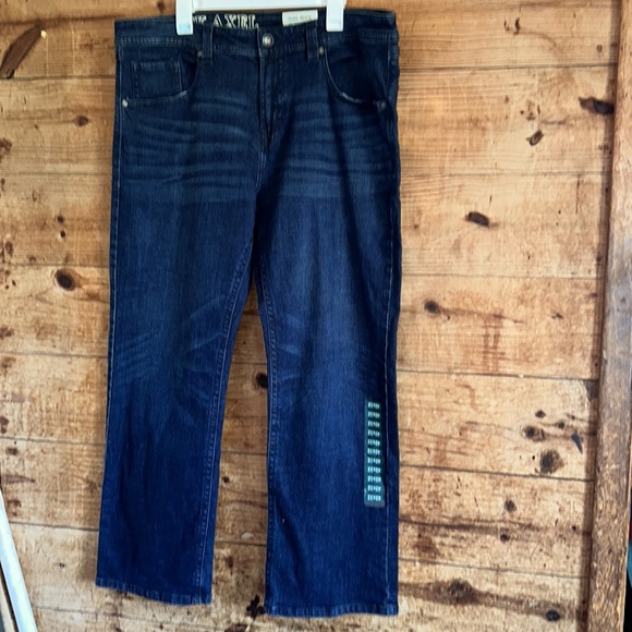 T.K. Axel Slim Bootcut Jeans NWOT - Picture 1 of 14